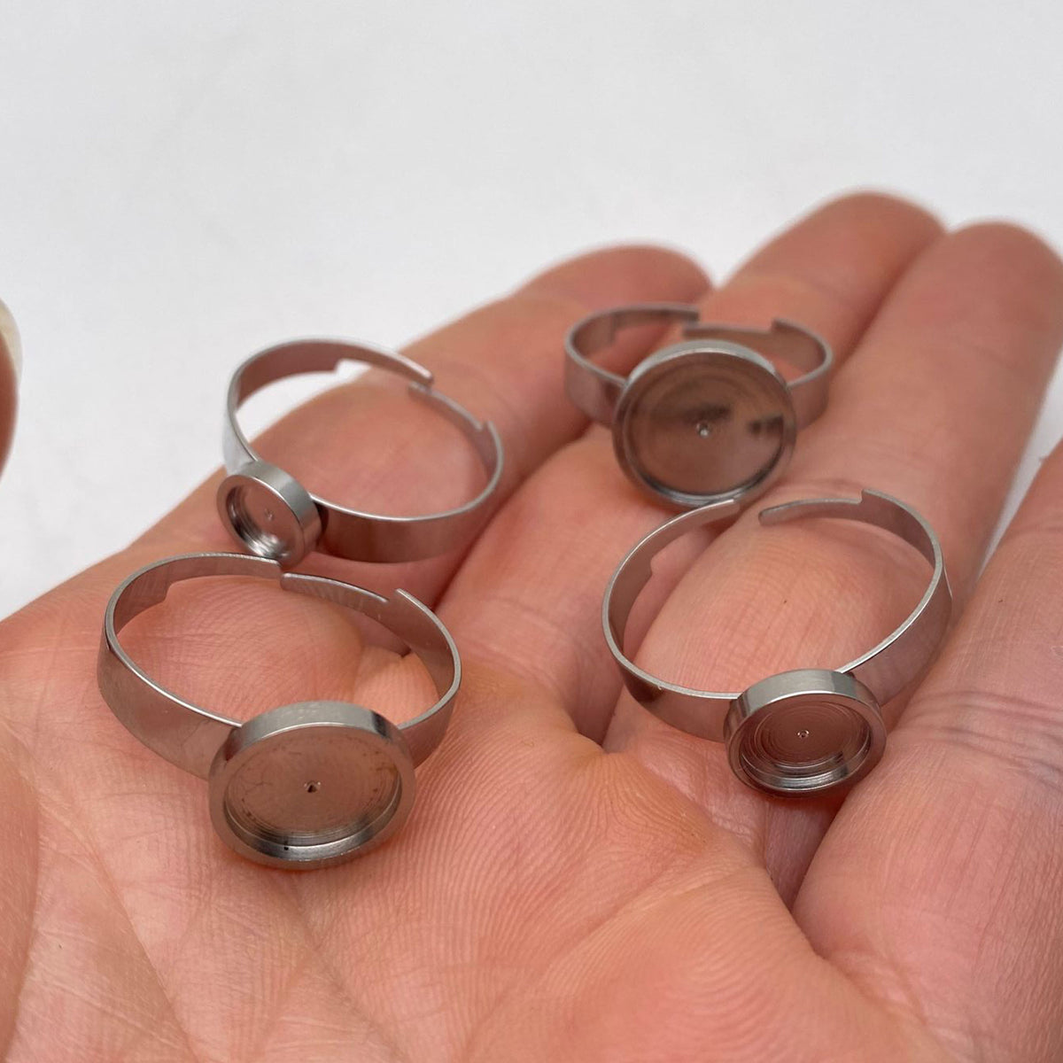 10/50pcs Adjustable 18K plated Stainless Steel Bezel Cup Ring blank cabochon settings 6mm 8mm 10mm 12mm inner