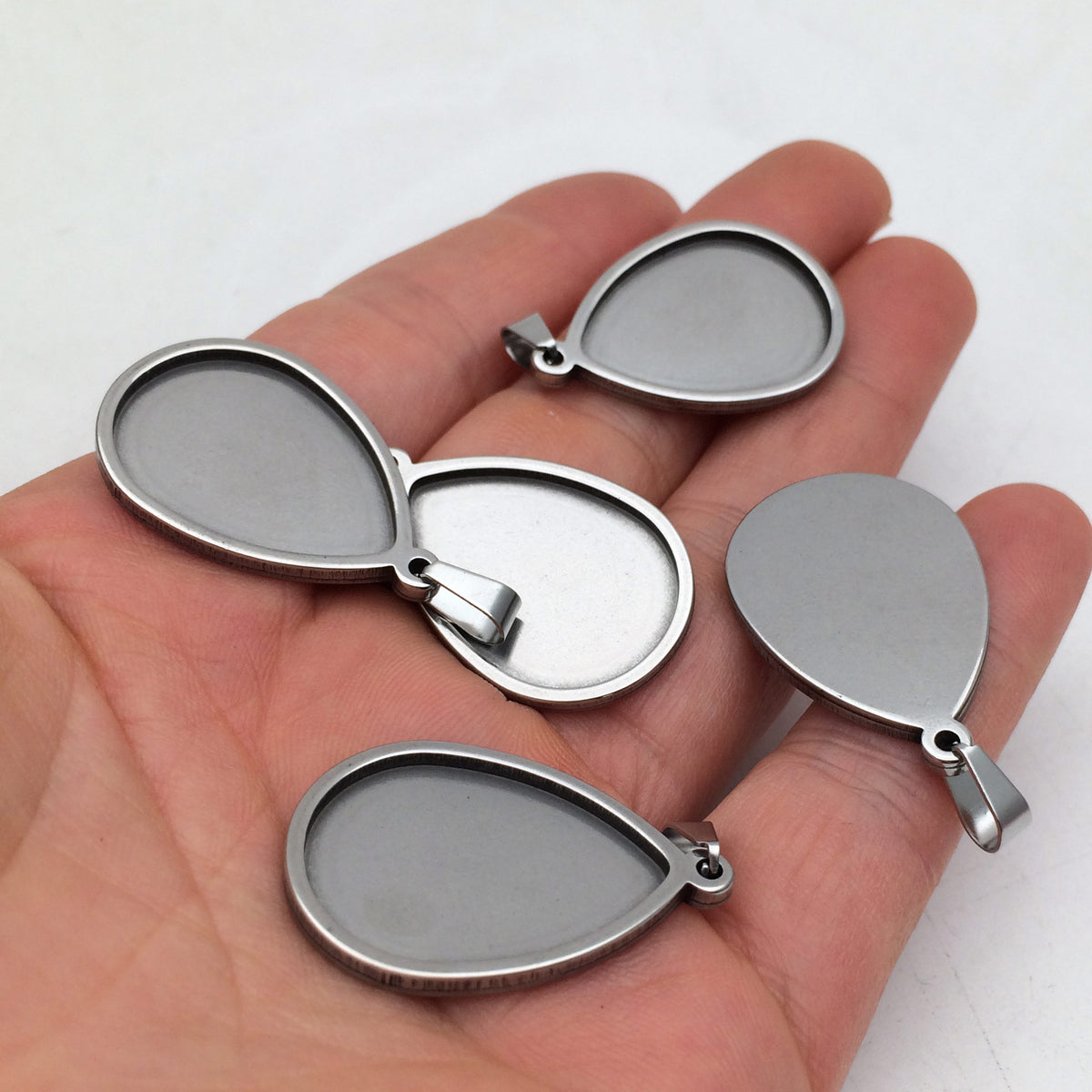 10/50pcs Stainless Steel Teardrop Cabochon Settings Bezel Tray Pendant Blanks