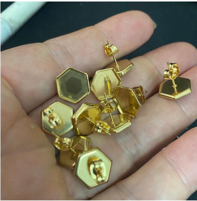100pcs Gold plated Stainless Steel hexagon stud Earring Posts Settings Bezels Cabochons Tacks 10mm inner