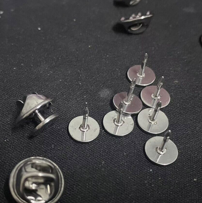 100pcs Stainless Steel Tie Tacks Blank Pins with Clutch Back  Lapel / Scatter Pin Clutch Back Jewelry Findings